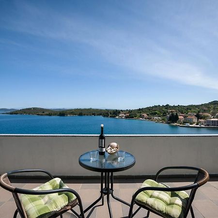 Picic Guesthouse Luka  Екстериор снимка