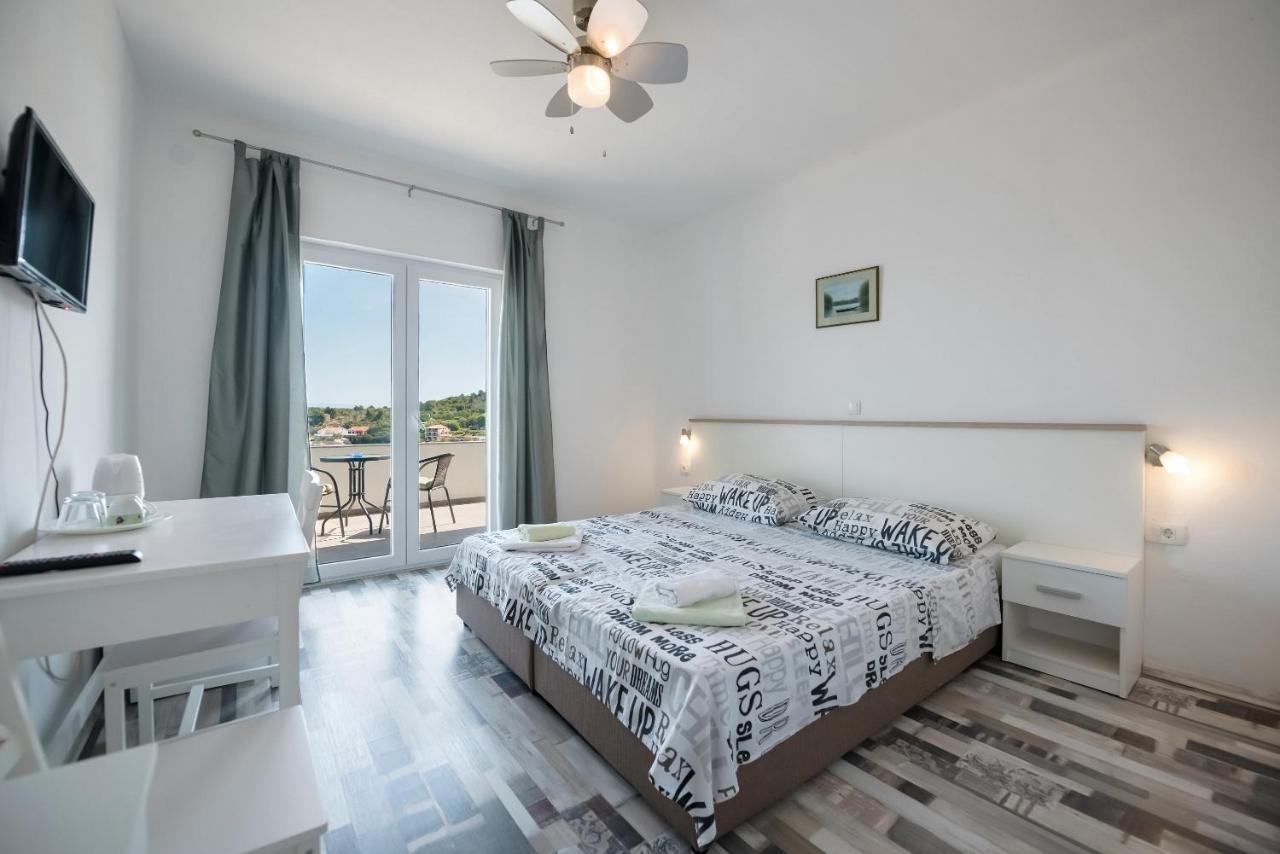 Picic Guesthouse Luka  Екстериор снимка