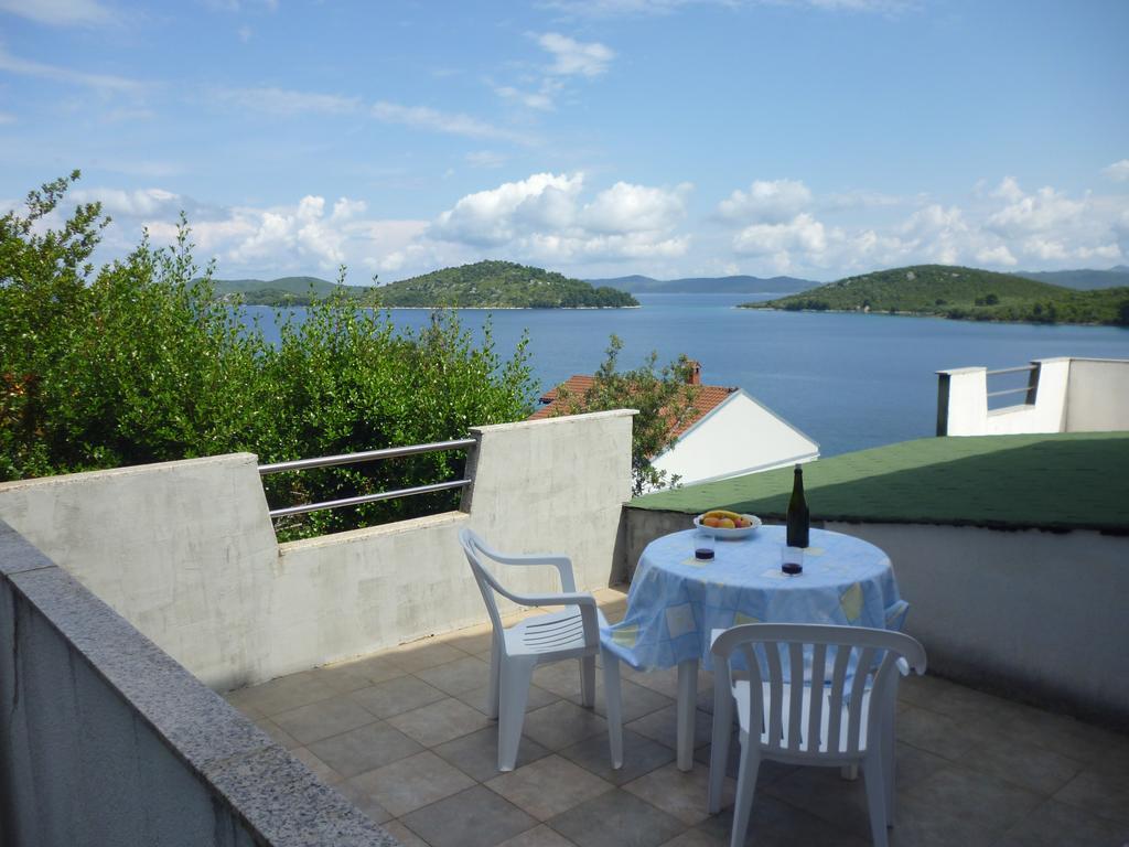 Picic Guesthouse Luka  Екстериор снимка